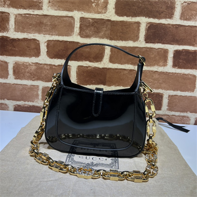 Gu.cci Jackie 1961 Mini Shoulder Bag Black Patent Leather 699651