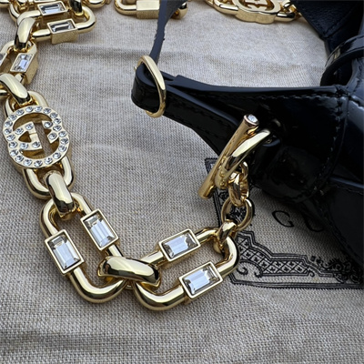 Gu.cci Jackie 1961 Mini Shoulder Bag Black Patent Leather 699651