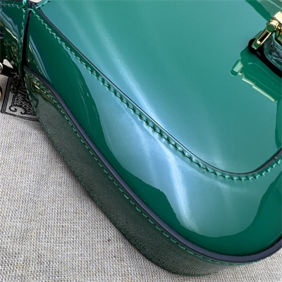 Gu.cci Jackie 1961 Mini Shoulder Bag Green Patent Leather 699651