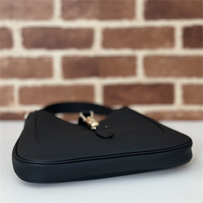 Gu.cci Jackie 1961 Small Shoulder Bag Black Natural Grain Leather 810232