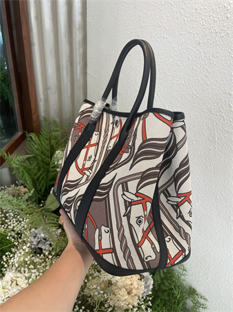 Her.mes  Garden Party 36CM Togo Leather and Graffiti Canvas HS