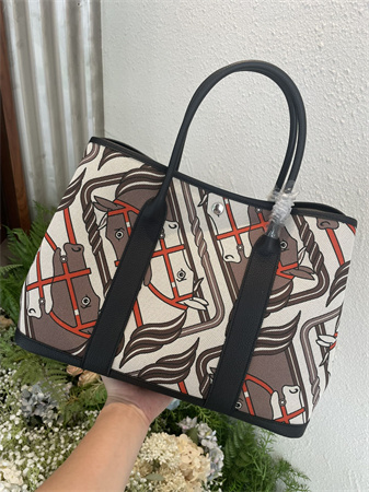 Her.mes  Garden Party 36CM Togo Leather and Graffiti Canvas HS