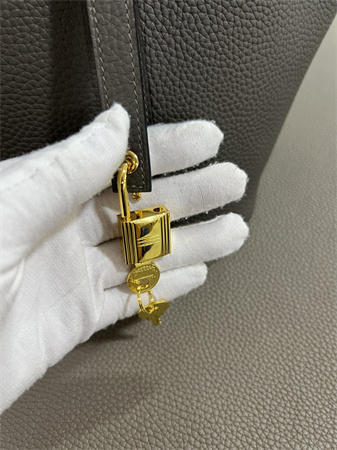 Picotin Lock Bag Taurillon Clemence Leather 18/22CM Gold/Silver Tone Metal In Etain Color HS