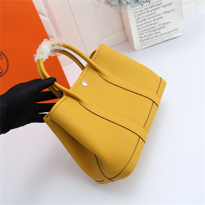 H**mes garden party 30/36cm calfskin leather jaune amber