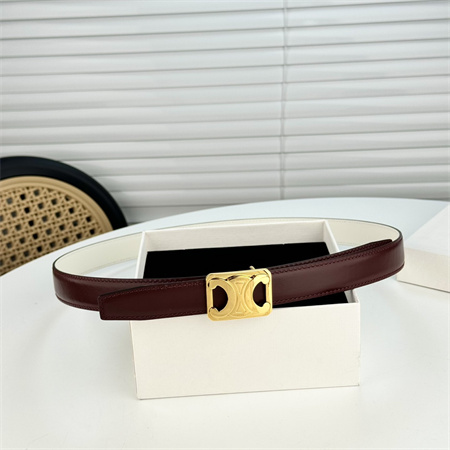 Ce**e medium reversible framed triomphe belt 25mm in taurillon and natural calfskin burgundy/white