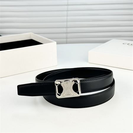 Ce**e medium reversible framed triomphe belt 25mm in taurillon and natural calfskin black
