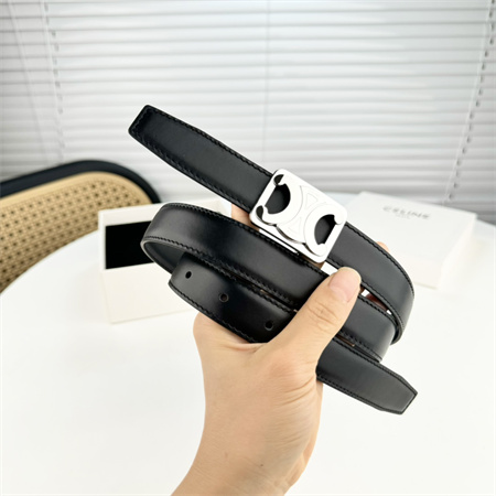 Ce**e medium reversible framed triomphe belt 25mm in taurillon and natural calfskin black