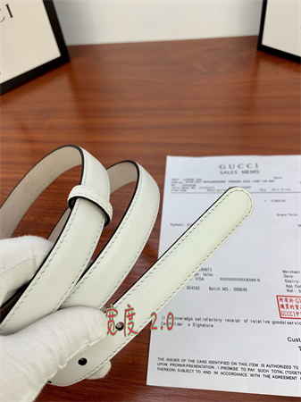 G*u*i belts in white calfskin 20mm gold/silver hardware