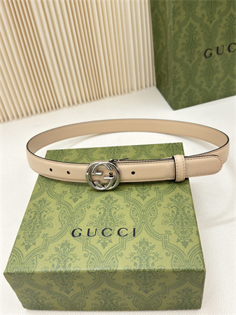 G*u*i belts in calfskin 25mm silver hardware beige