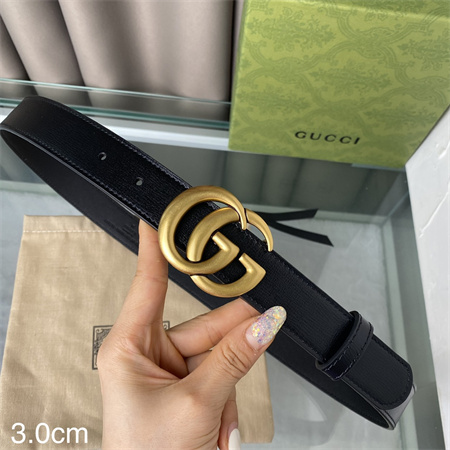 G*u*i belts in calfskin 30mm gold hardware black