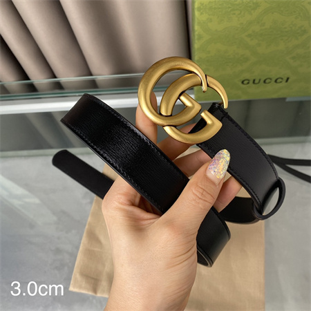 G*u*i belts in calfskin 30mm gold hardware black