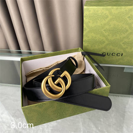G*u*i belts in calfskin 30mm gold hardware black