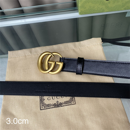 G*u*i belts in calfskin 30mm gold hardware black