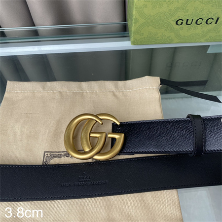 G*u*i belts in calfskin 38mm gold hardware black