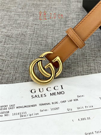G*u*i belts in brown calfskin 20mm gold hardware