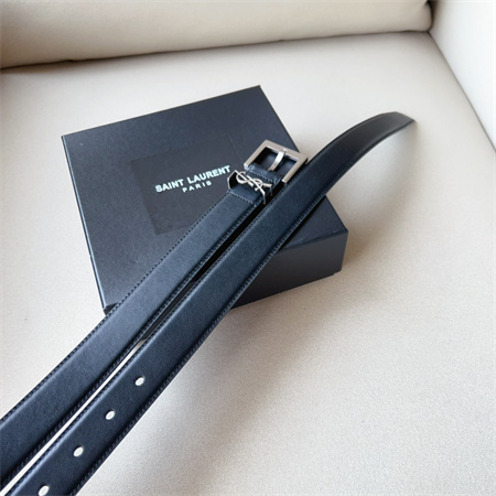Y*L belts in leather 30mm silver hardware black