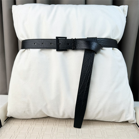 Y*L belts in grained leather 30mm black hardware black