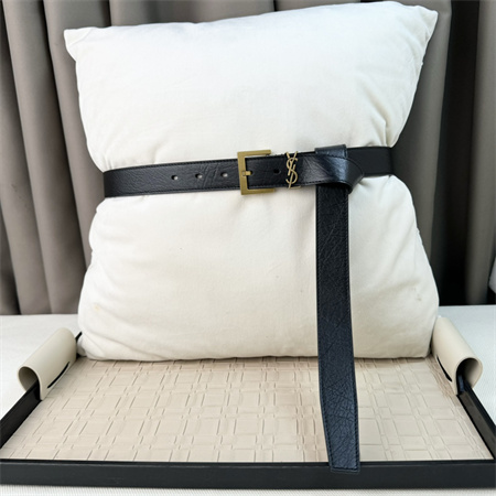 Y*L belts in grained leather 30mm gold hardware black