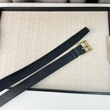 Y*L belts in grained leather 30mm gold hardware black