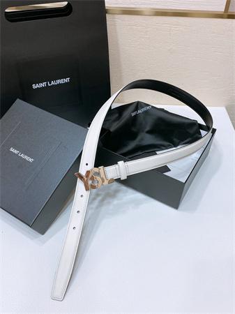 Y*L belts in leather 24mm shinny silver hardware white