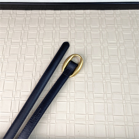 Y*L belts in leather 15mm gold hardware black