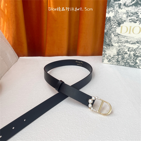 D*or belts in patent calfskin /smooth calfskin  25mm pearl gold hardware color options