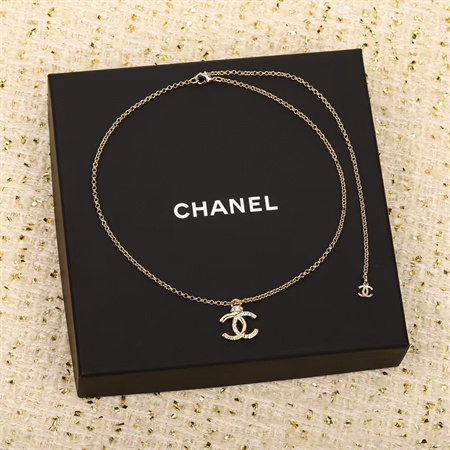 Ch*el necklace 37284
