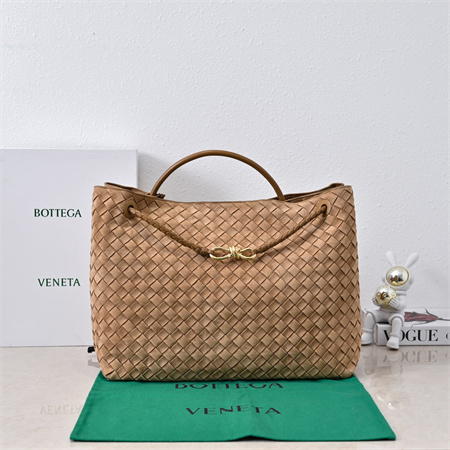 BV Large Andiamo Top handle bag Suede Caramel