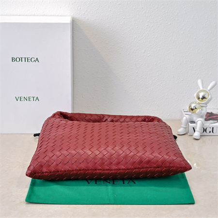 BV Hop Shoulder Bag In Calfskin Red