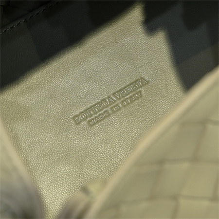 BV Small Parachute Shoulder Bag In Lambskin Travertine