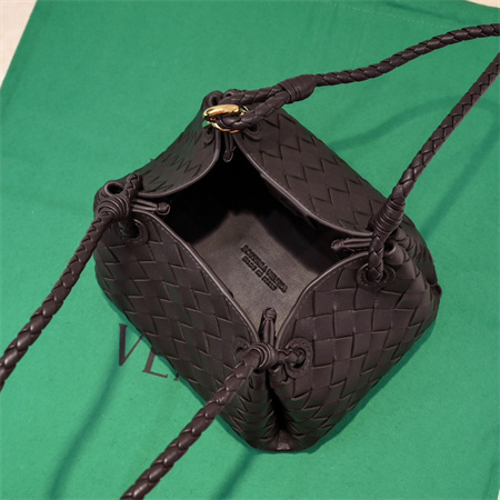 BV Small Parachute Shoulder Bag In Lambskin Fondant