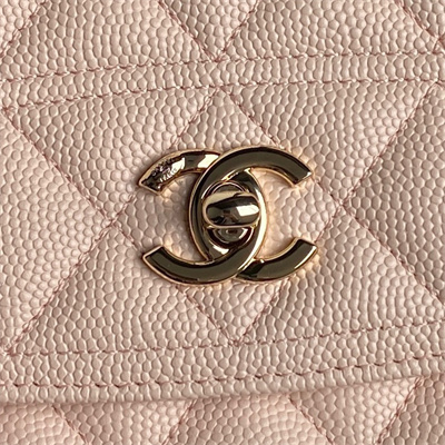 Ch*el clutch with chain grained calfskin & gold-tone metal pink ap4406