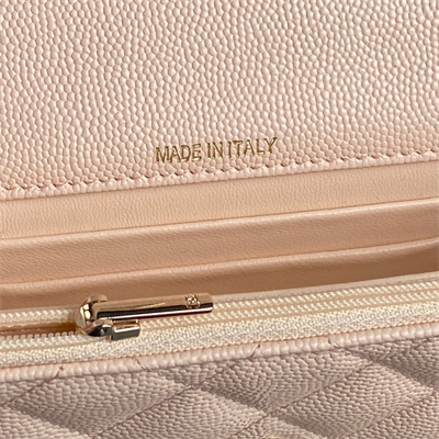 Ch*el clutch with chain grained calfskin & gold-tone metal pink ap4406