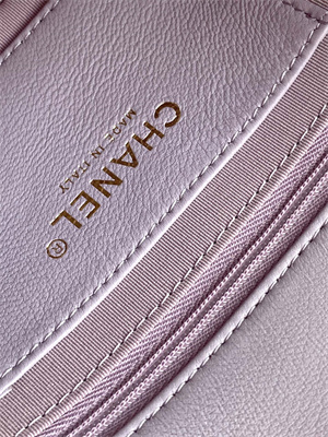 Cha.nel Small Flap Bag Lambskin & Gold-Tone Metal Lt Purple AS5174