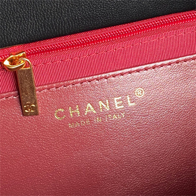 Cha.nel Small Tote Shiny Lambskin & Gold-Tone Metal Black AS5215