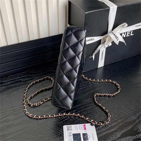 Ch*el vanity with chain lambskin & gold-tone metal black ap4412