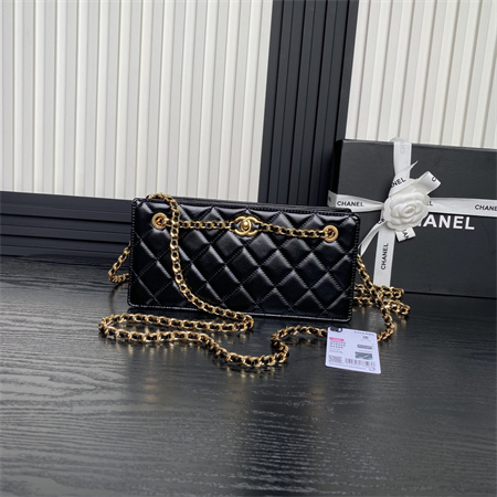 Ch*el clutch shiny lambskin & gold-tone metal  black as5203