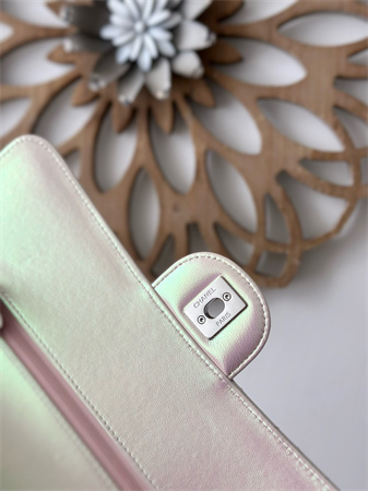 Ch*el medium classic flap bag iridescent lambskin silver tone metal lt beige 01112