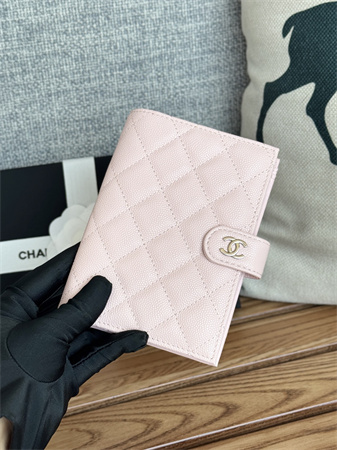 Ch*el passport holder in grained calfskin silver tone metal pink ap3658