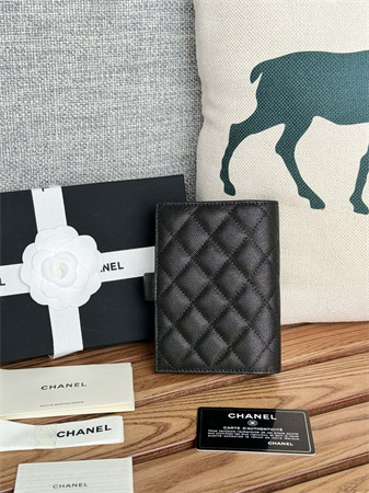 Ch*el passport holder in grained calfskin silver tone metal black ap3658