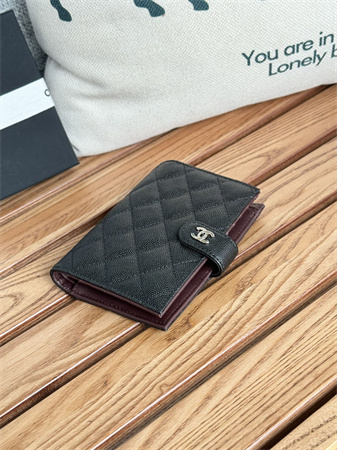 Ch*el passport holder in grained calfskin silver tone metal black ap3658