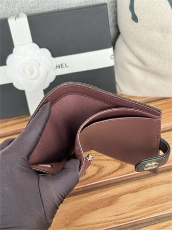 Ch*el passport holder in grained calfskin silver tone metal black ap3658