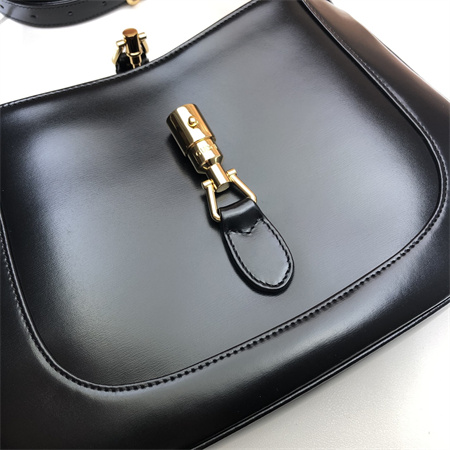 Gu.cci Jackie 1961 Small Shoulder Bag Black Smooth Leather 636709