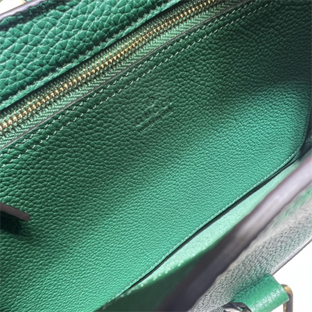 Gu.cci Jackie 1961 Small Shoulder Bag Green Grained Leather 636709