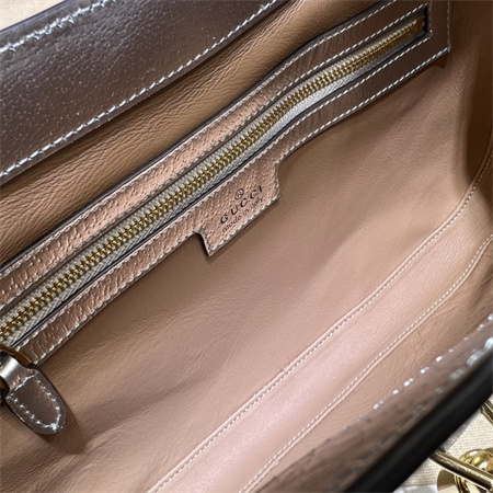 Gu.cci Jackie 1961 Small Shoulder Bag Silver Grained Leather 636709