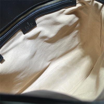 Gu.cci Diana Medium Shoulder Bag Black Leather 746124