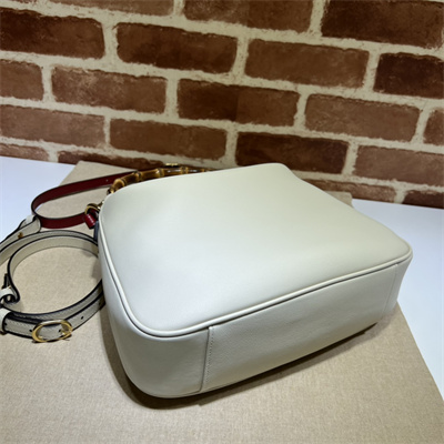Gu.cci Diana Medium Shoulder Bag White Leather 746124