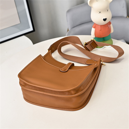 Evelyne III PM  Bag In Gold(options)