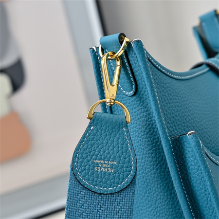 Evelyne III PM Bag In Bley Jean(options)