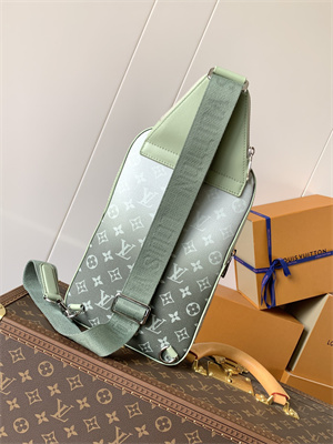 L.V Avenue Slingbag  Monogram Gradient coated canvas Khaki Green M11702
